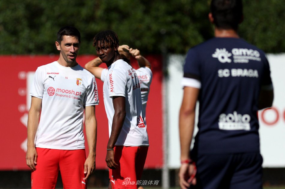 本身的吸引 本身的吸引